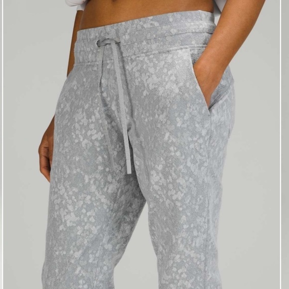 Lululemon Ready to Rulu Jogger Crop Sweat Pants Gray size 0 - Picture 14 of 15